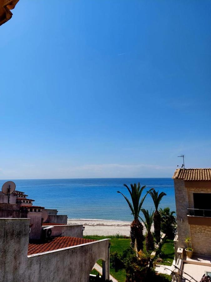 Apartment In Siviri Sea View 外观 照片